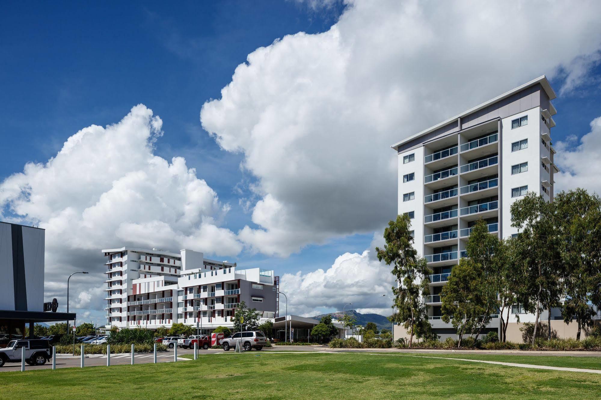 Central Kensington Apartments Townsville Kültér fotó
